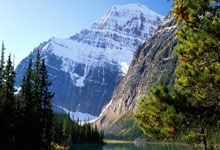 皇家社会迎战奥萨苏纳，战术对抗